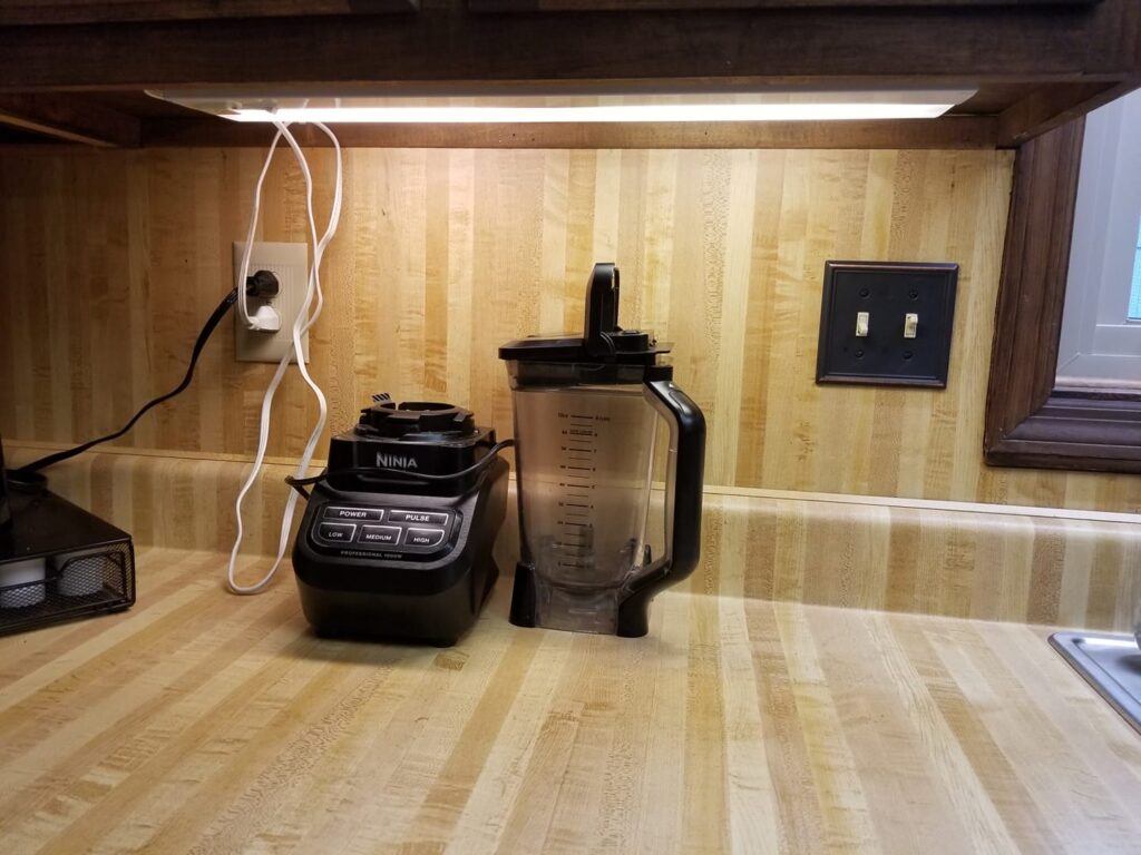 hardwired under cabinetlighting